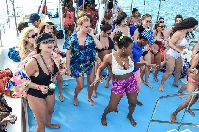 Party boat in Catamaran with Open Bar Only Adults + Snorkeling - Price and What You’re Really Paying For ($52.25)