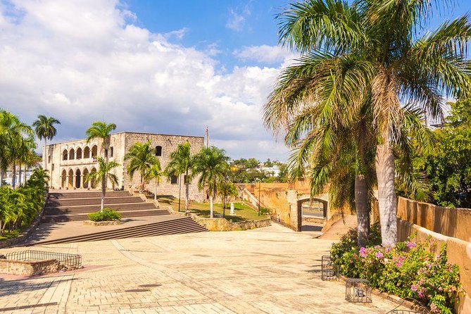 Platinum Prívate Santo Domingo City Tour. (mínimum 4 people) - Alcázar de Colón Museum: Royal-Era Architecture You Can Feel