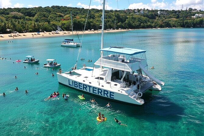 Private Boat for groups up to 15 people with jacuzzi and Lunch - Key Highlights You’ll Care About
