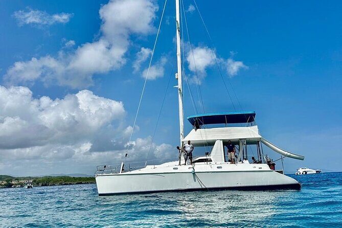 Private Boat for groups up to 15 people with jacuzzi and Lunch - Snorkeling at Two Stops: What’s Included and What It Means for You