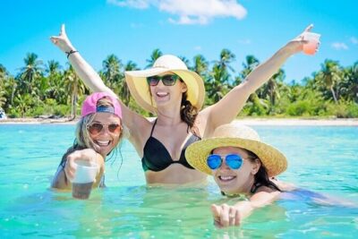 Private Catamaran Party with Snorkeling and Unlimited Drink - First stop: Cabeza de Toro reef snorkeling with lifeguard support