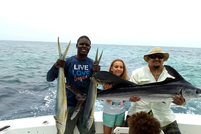 Private Fishing charter Punta Cana (Alondra) - Jellyfish Beach to Open Water: The 4-Hour Rhythm That Works