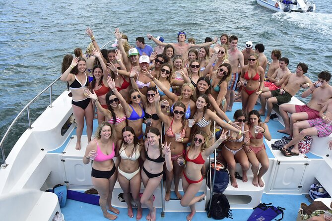 Private Party Boat Experience in Punta Cana - Open bar, snacks, and how the crew keeps things smooth