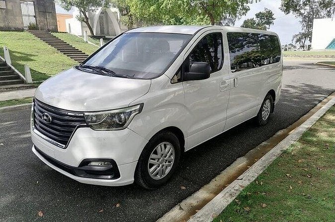 Private Punta Cana Airport Ground Transfers - Private vs shared transfers: what you actually gain