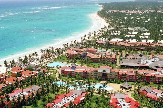 Private Transfer between Punta Cana Airport and Caribe Deluxe Princess - The Airport Arrival Part: Find Your Driver in Real Time