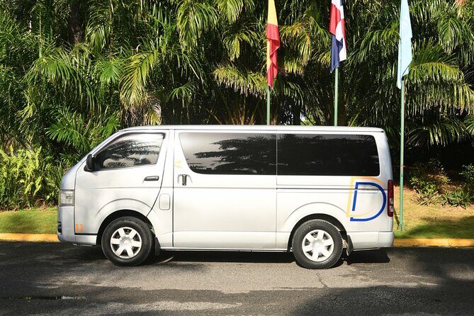 Private transfer between Punta Cana airport and Riu hotel - Timing, Traffic, and Why 30 Minutes Means “Plan a Little Wider”