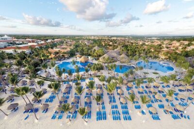 Private Transfer from Punta Cana Airport or Bahia Principe Hotel - Arrival at PUJ: the meet-and-greet that saves time