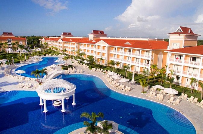 Private Transfer Punta Cana Airport to/from Bahia Principe Aquamarine - Price and value for up to 6 people