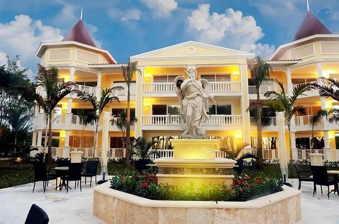 Private Transfer Punta Cana Airport to/from Bahia Principe Bouganville - Communication on the road: friendly, responsive help