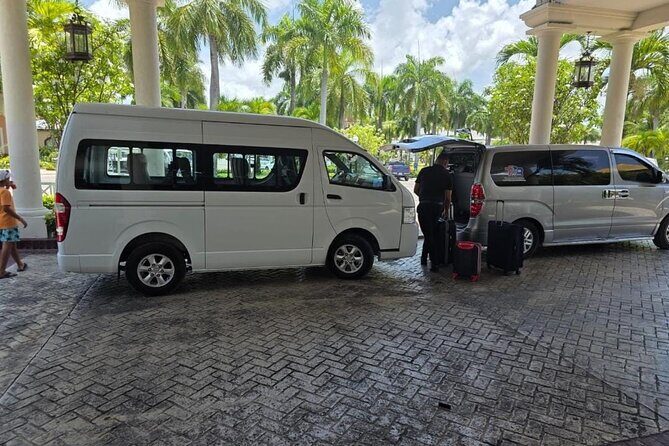 Private Transfer Punta Cana Airport to/from Bávaro hotels & zones - The ride back to PUJ: same convenience in reverse