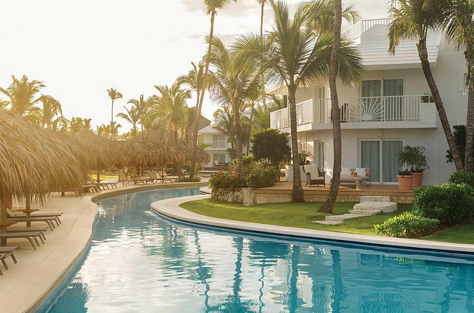 Private Transfer Punta Cana Airport to/from Excellence Punta Cana - Price and value: $65 per group (up to 6) and what you’re buying
