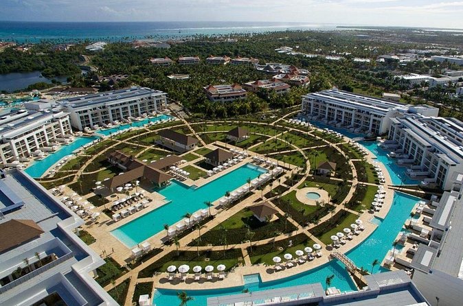 Private Transfer Punta Cana Airport to/from Falcon By Melia - Should you book Caribbean Airport Transfers for PUJ to Paradisus Grand Cana?