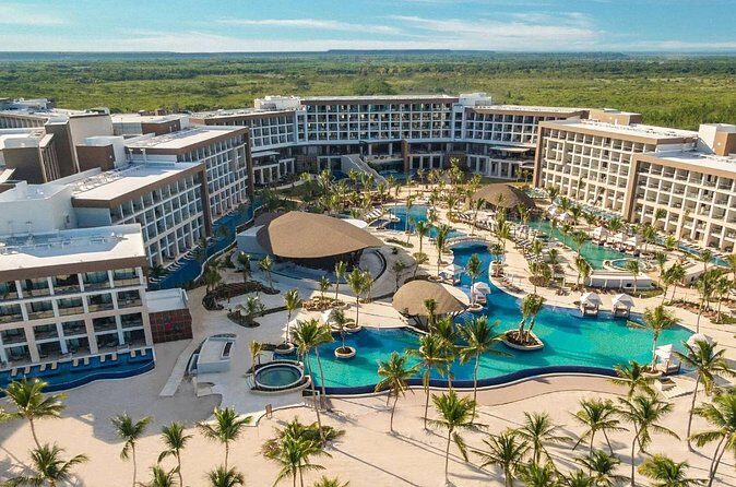 Private Transfer Punta Cana Airport to/from Hyatt Ziva - Why the $40 per group price usually feels fair