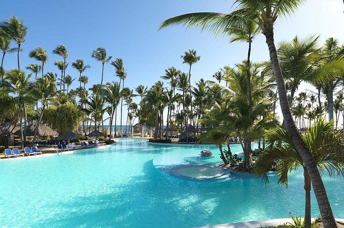 Private Transfer Punta Cana Airport to/from Melia Caribe Beach - Good Fit for Families, Couples, and Friends (and When It Might Not)