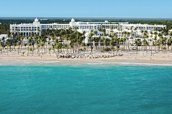 Private Transfer Punta Cana Airport to/from Riu Palace Bavaro - Who This Transfer Fits Best (And Who Might Skip It)