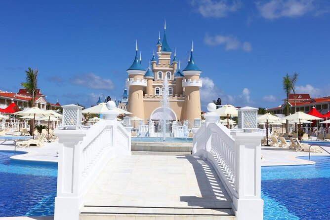 Private Transfer Punta Cana Airport to or from Bahia Principe Fantasia - The 29-minute direct ride: comfort and efficiency that matters on travel day