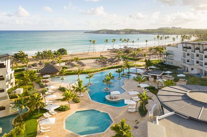 Private Transfer Punta Cana Airport to or from Dreams Macao - Price and value: $65 per group for up to 6