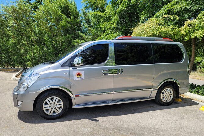 Private Transfers from Punta Cana Airport to hotels in DR - From Airport to Hotel: What Your First Hour Looks Like