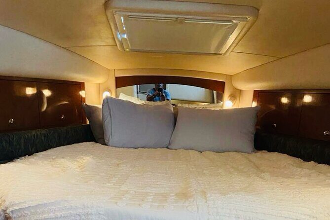 Private VIP Yacht in Punta Cana - Food, Drinks, and Onboard Comfort (What’s Included)