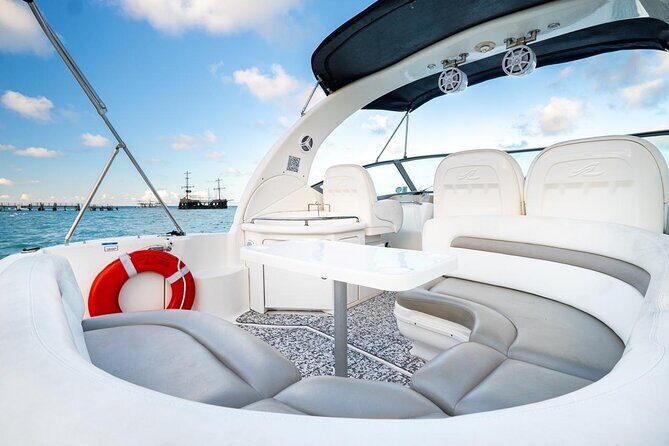 Private VIP Yacht in Punta Cana - Is This Good for Families, Couples, or Groups?
