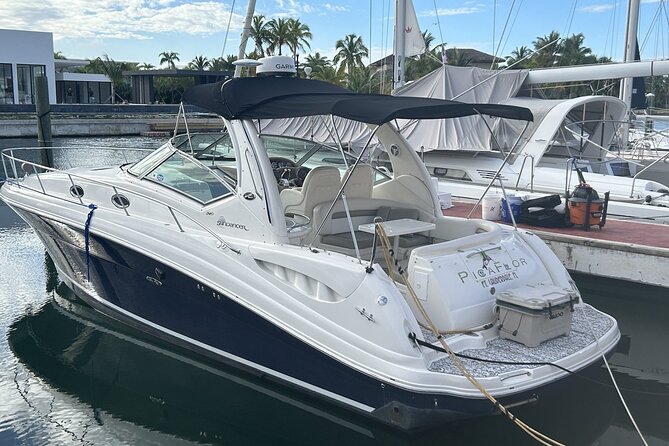 Private Yacht in Punta Cana, Unlimited Drinks and HipHop Music - Getting on Board: Soles Beach Club and a Shore Meeting