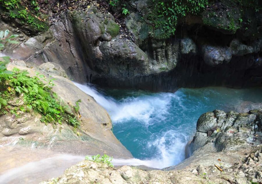 Puerto Plata: Buggy, Zip Line, Waterfalls, and Lunch Combo - Lunch with organic fruit: the payoff after buggy dust and waterfall splashes