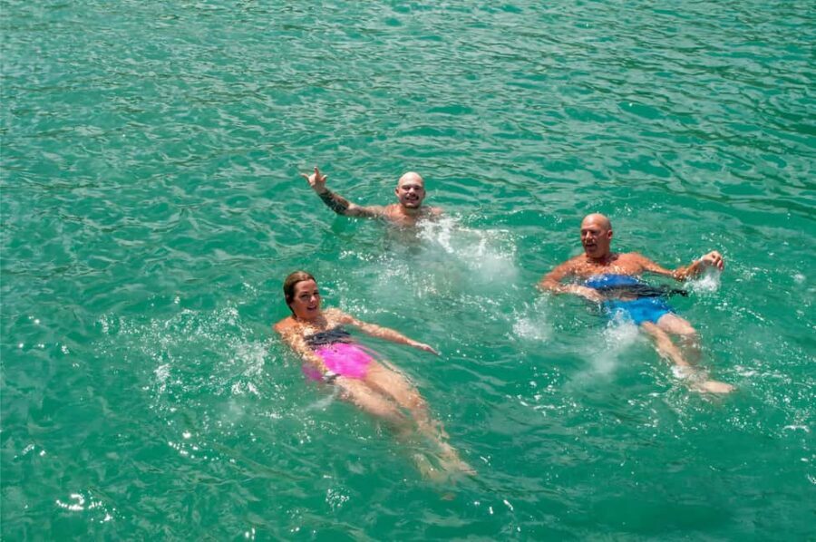 Puerto Plata Catamaran Cruise: Snorkeling, BBQ & Open Bar - Boarding, Boats, and Timing: The Logistics You Should Not Ignore