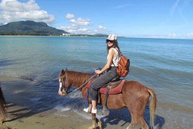 Puerto Plata City Horseback Riding Tour ,Rios,Beaches and Countryside - The Country Ride: From Coast Noise to Green Quiet