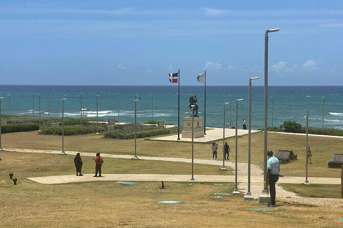 Puerto Plata City Tour Ron Puros Culture and History - Rum factory time: learn the process, then taste the payoff