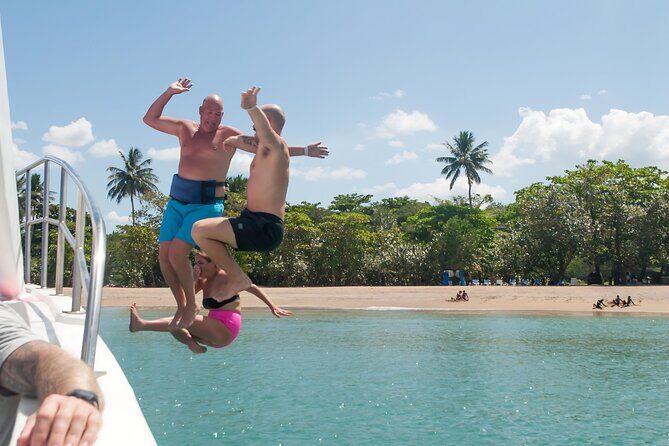 Puerto Plata Private Catamaran Snorkeling, BBQ & Open Bar - Snacks, Fruit, and Keeping the Day Comfortable