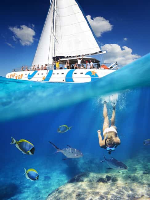 Puerto Plata: Sosúa Catamaran Day Trip with Lunch and Drinks - Cruise time plus views: why the shoreline sailing is more than filler