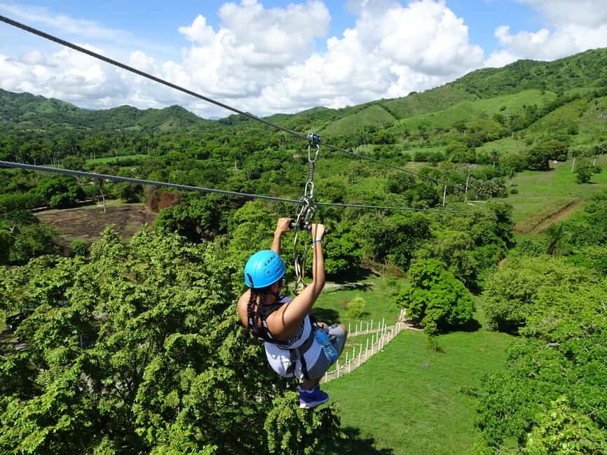 Puerto Plata: Zip Line Adventure - Getting from your hotel to Country World Adventure Park in Maimón