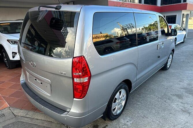 Punta Cana Airport Shuttle to Bávaro and Punta Cana Hotels - What the Drive Can Teach You (Beyond Just Getting There)