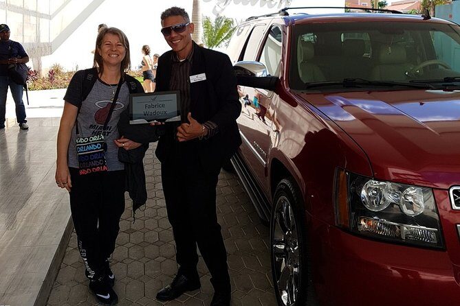 Punta Cana Airport to ALL PRINCESS RESORTS in PUNTA CANA R/T - 35-Minute Ride Comfort With A/C and On-Board Wi‑Fi