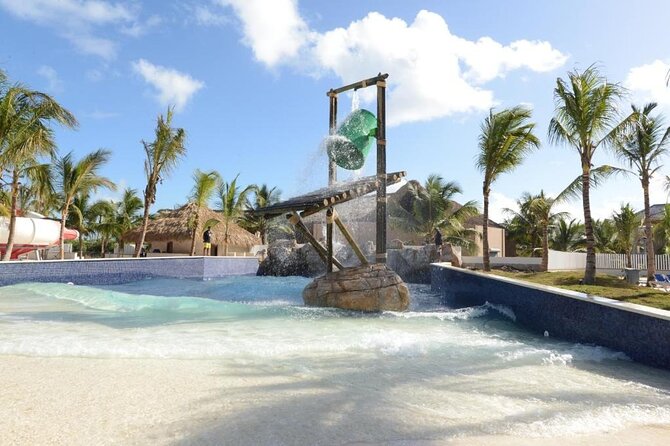 Punta Cana Airport to or from Royalton Splash Private Transfer - A/C Comfort and the ~25-Minute Timeline to Royalton Splash