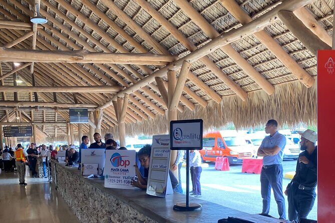 Punta Cana & Bávaro Private Transportation - Comfort details that matter: air-conditioning, drinks, and service animals