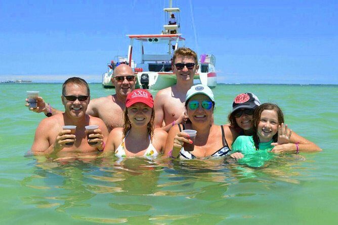 Punta Cana Booze Cruise with Snorkeling, Natural Pool & Open Bar - The open bar: what’s included and how to pace your day