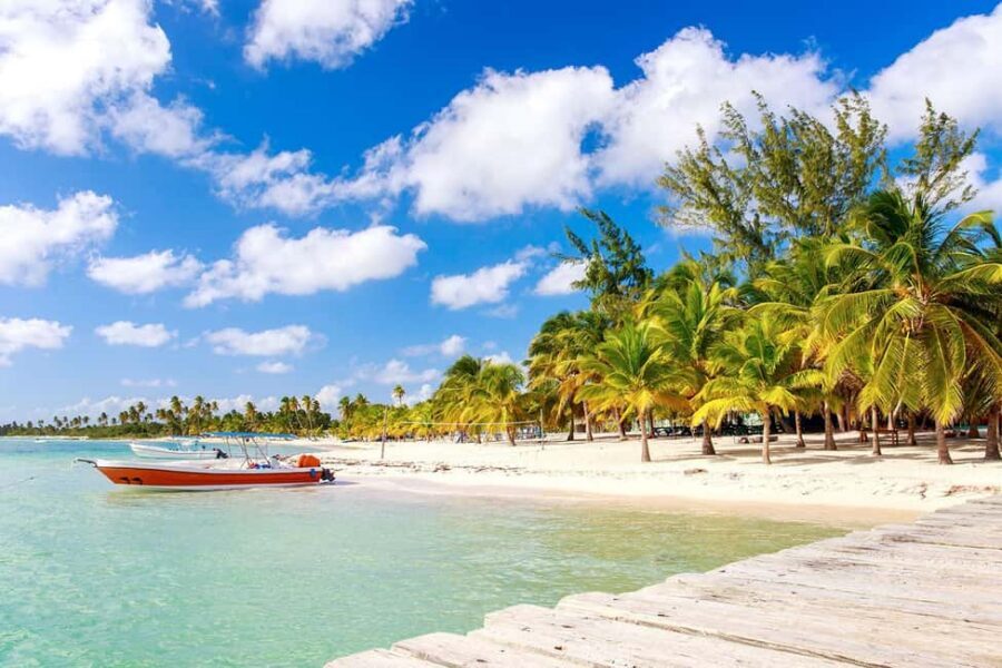Punta Cana: Catalina Island and Snorkeling with Pickup - Drinks, comfort, and the stuff that can make or break the day
