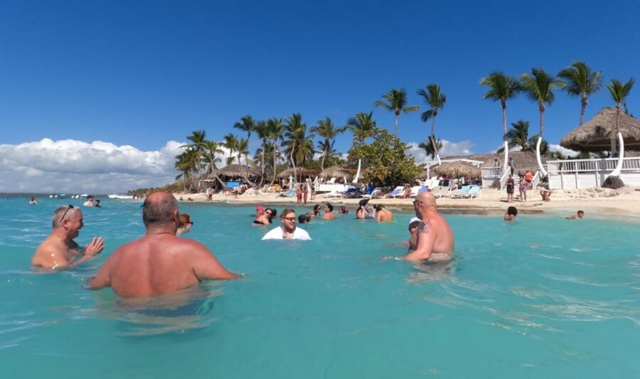 Punta Cana: Catalina Island Trip with Snorkeling - Beach time plus BBQ: the part where the day slows down