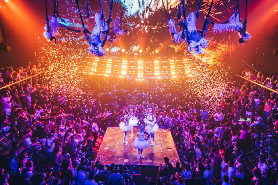 Punta Cana: Coco Bongo Nightclub Experience with Transfer - Getting Inside Smoothly: skip-the-line and why it can be worth it