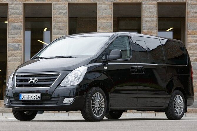 Punta Cana: Exclusive Luxury Transfer Airport to Your Hotel - Private Ride for Up to 4 People: Comfort Without Waiting Around