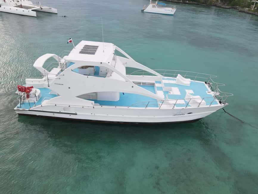 Punta Cana: Exclusive Private Catamaran Tour to Saona Island – VIP Service - Getting from your Punta Cana hotel to Bayahíbe pier (and why timing matters)