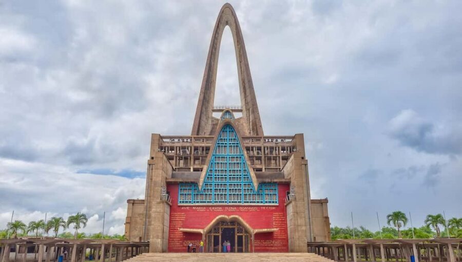 Punta Cana: Higüey Basilica & City Tour w/Local House Visit - Higüey in four hours: what this tour really gives you