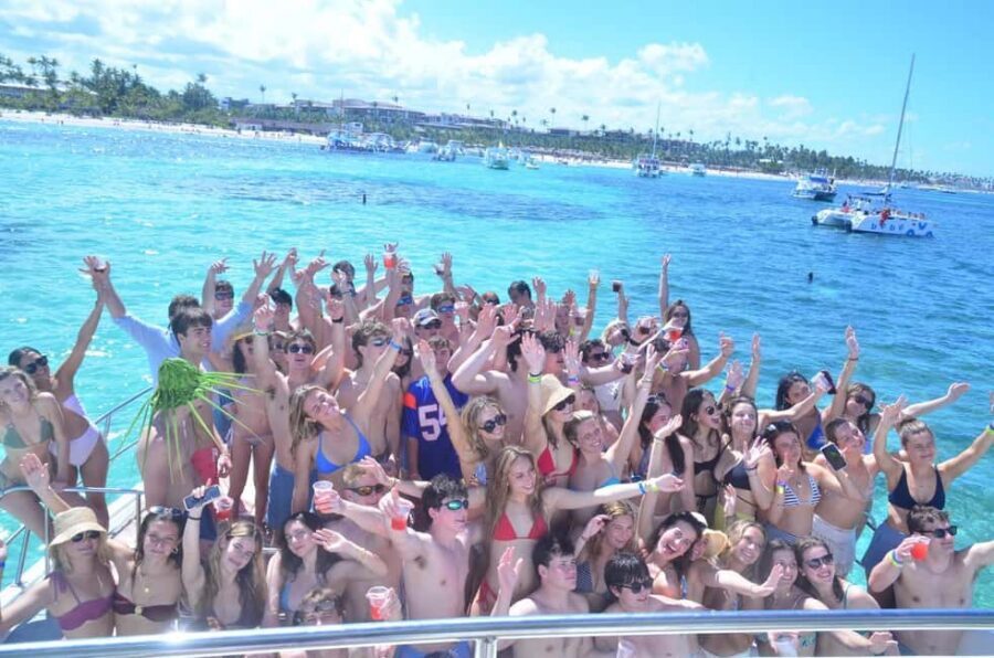 Punta Cana: Hip Hop Party Cruise w/Open Bar (Adults Only) - La Piscina Natural: The Shallow Sandbar That Acts Like a Pool