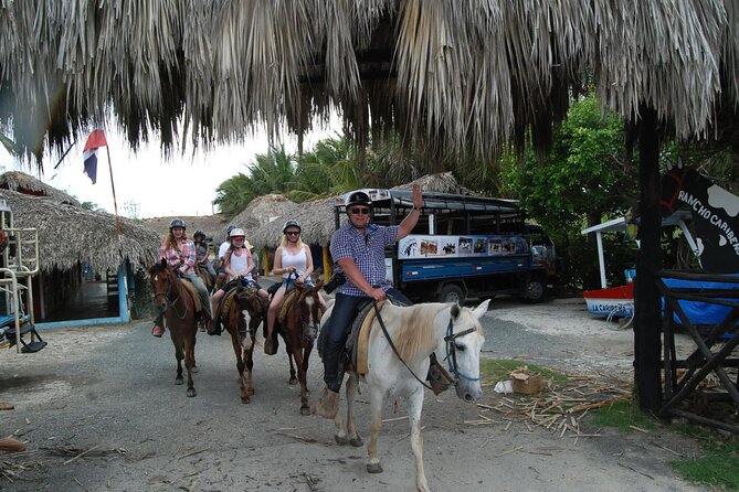 Punta Cana Horseback Riding on the Beach - Getting There: 9:00 am Pickup and the Road to the Stables