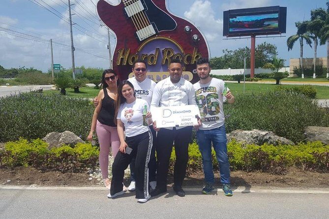 Punta Cana Private Airport transfer to Hard Rock Hotel & Casino Punta Cana* - The Hard Rock drop-off: simple arrival without the extra fuss