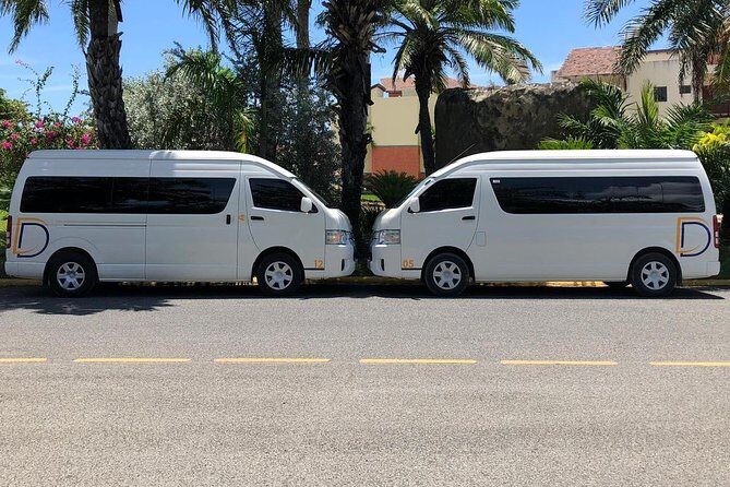 Punta Cana Private Airport transfer to Hard Rock Hotel & Casino Punta Cana* - Luggage space: the one detail that can spoil an easy landing