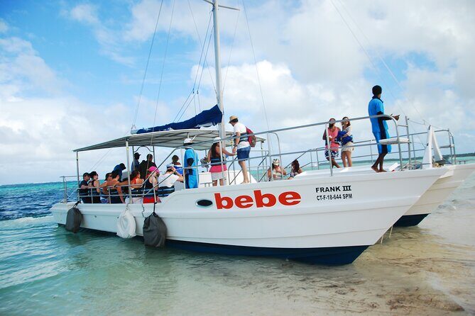 Punta Cana Private Boat (Medium Groups) - What’s Included: Pickup, Open Bar, Snacks, and Snorkeling Gear