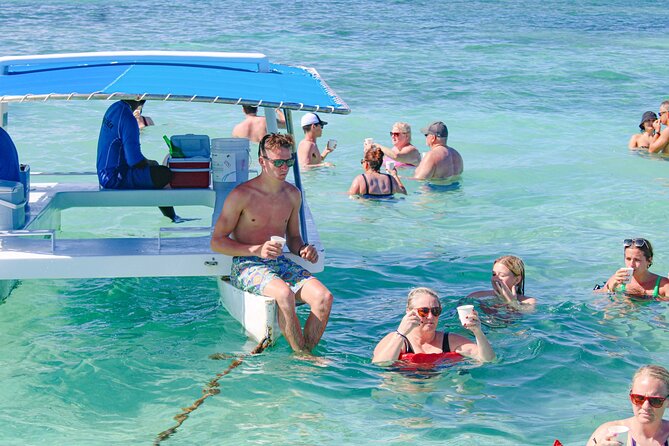 Punta Cana Private Cruise up to 10 people - Natural pool stop on the return: shallow, calm, beginner-friendly