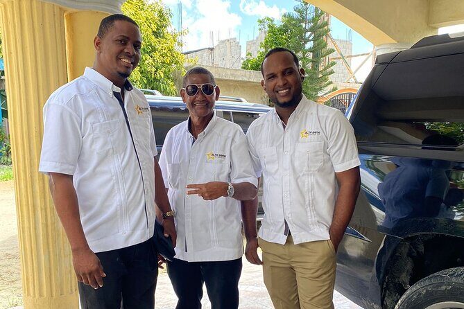 Punta Cana private Minivan Airport Transfers - Private comfort in Punta Cana heat: what you actually get